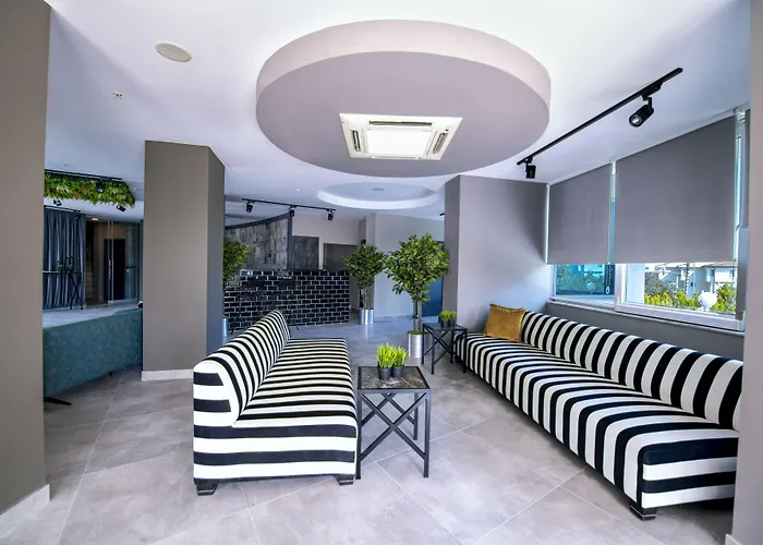 Tourist Hotel